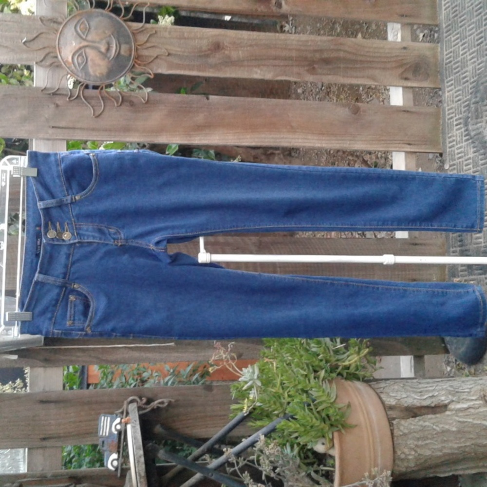 Women's denim jeans brand yes me good condition blue very stretchy material